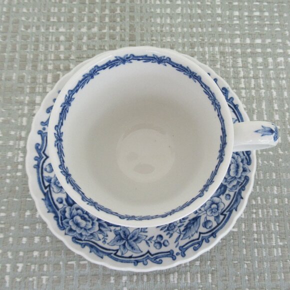 Staffordshire Ridgway Cup & Saucer Clifton England Blue White Scalloped Set of 2 - Picture 4 of 14